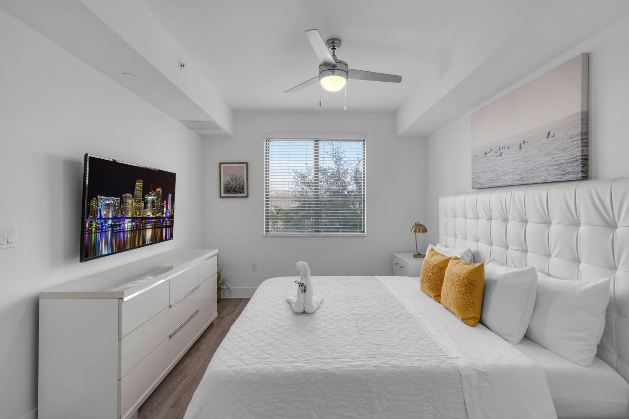 Modern 1 Bedroom In The Heart Of Downtown Doral Appartamento
